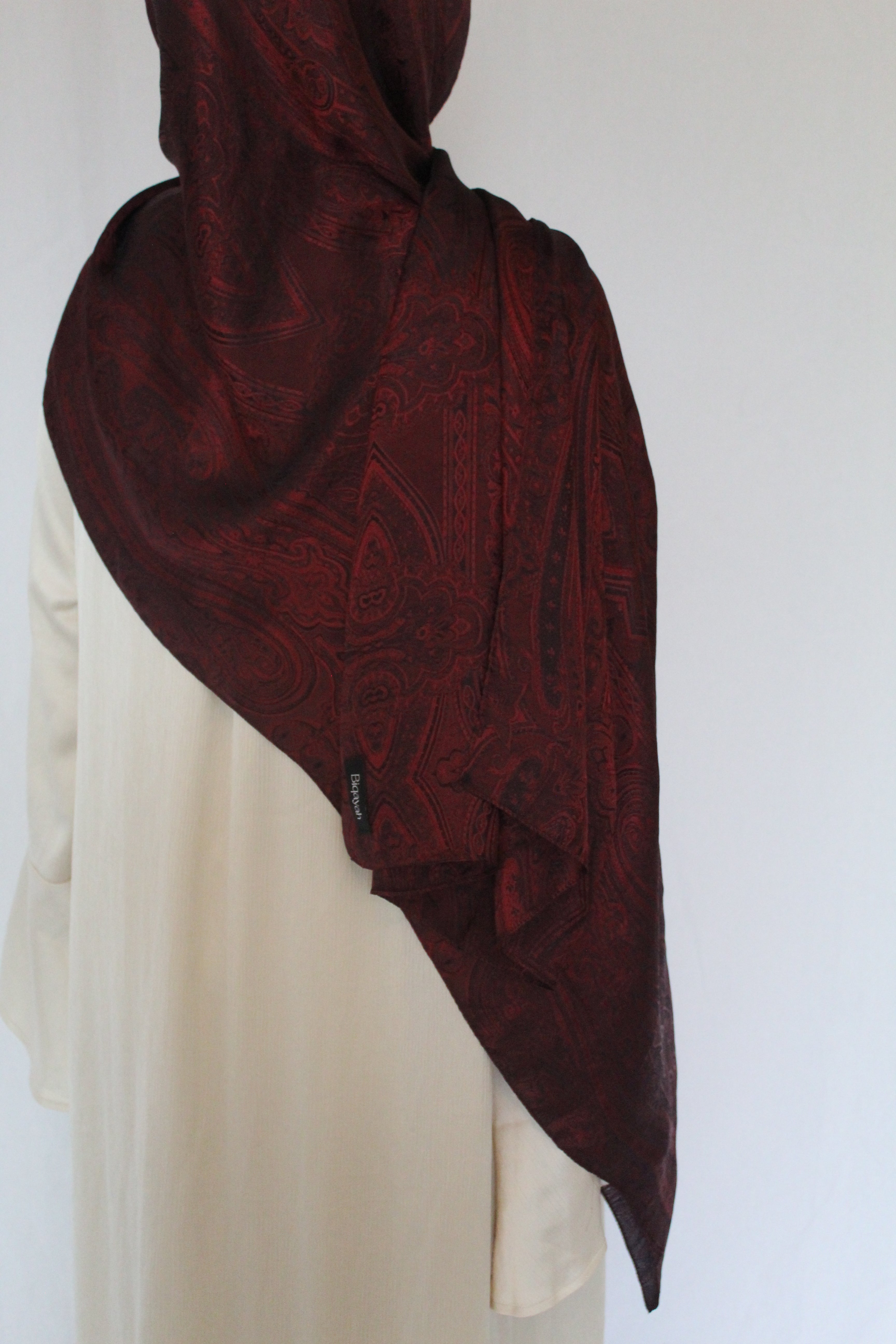 Biqayah Ruh al-Burgundy